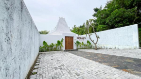 Marades Limasan Villa Yogyakarta